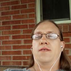 84Sarah's Chat & Dating Profile