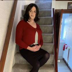 Alisonnixon's Chat & Dating Profile