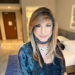 Amanda760's Chat & Dating Profile