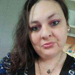 AngeLovee79's Chat & Dating Profile