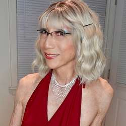 Annamei's Chat & Dating Profile