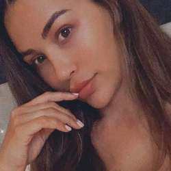 Annie88's Chat & Dating Profile