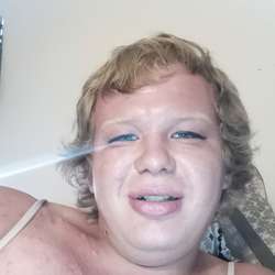 Ashleysmith125's Chat & Dating Profile