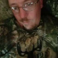 Bbwapril90's Chat & Dating Profile