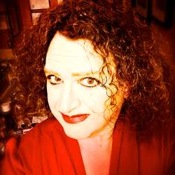 Beth122's Chat & Dating Profile