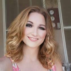 CourtneyRanae's Chat & Dating Profile
