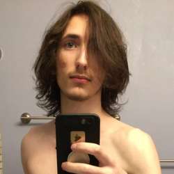 Dani11111's Chat & Dating Profile
