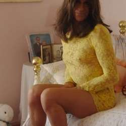 DanielleT's Chat & Dating Profile