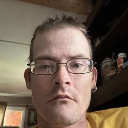 Dusty89's Chat & Dating Profile