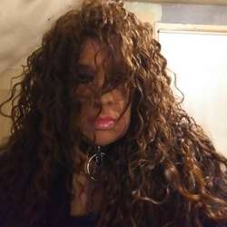 EliabethC1979's Chat & Dating Profile