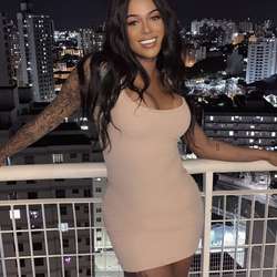 Hotbarbie's Chat & Dating Profile