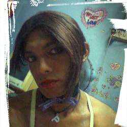 Iella's Chat & Dating Profile