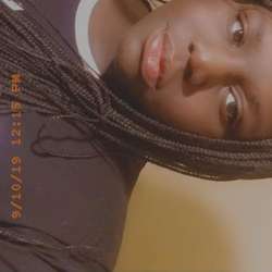 Izeequeen22's Chat & Dating Profile