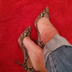 JessicaNicole's Chat & Dating Profile