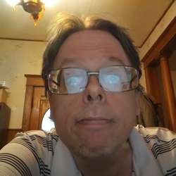 Joelene56's Chat & Dating Profile