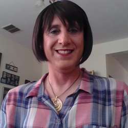 KarenMaggie's Chat & Dating Profile