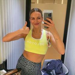 Karensmile's Chat & Dating Profile