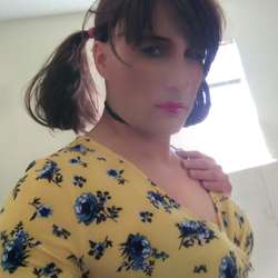 Katiesacutie's Chat & Dating Profile