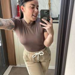 Leenma530's Chat & Dating Profile