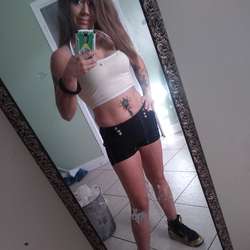 Mcmeninalouca's Chat & Dating Profile