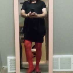 Molly832's Chat & Dating Profile