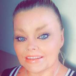 Nottrans's Chat & Dating Profile