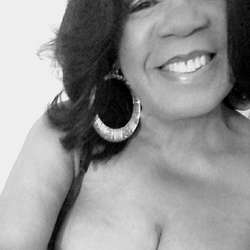 QueenAlexis's Chat & Dating Profile