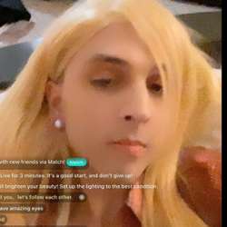 QueenAshley's Chat & Dating Profile