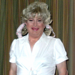 Sandra09's Chat & Dating Profile