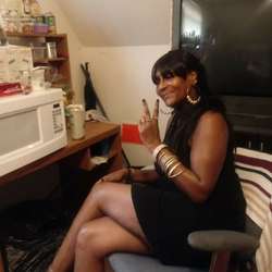 Sexycandy66's Chat & Dating Profile