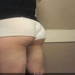 Sissybottom24's Chat & Dating Profile