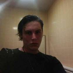 Timc8990's Chat & Dating Profile