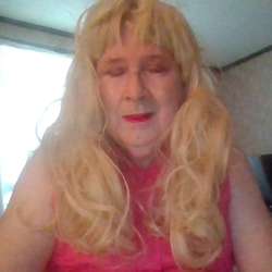 Tinalynn3Ann's Chat & Dating Profile