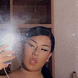 Trannyashley203's Chat & Dating Profile