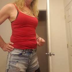 Unsuret's Chat & Dating Profile