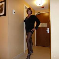 Valeriecd302's Chat & Dating Profile