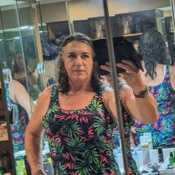WillowB66's Chat & Dating Profile