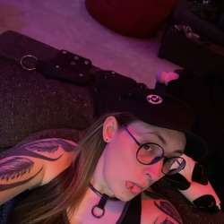 Yvonneduarte's Chat & Dating Profile