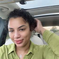 angela6's Chat & Dating Profile