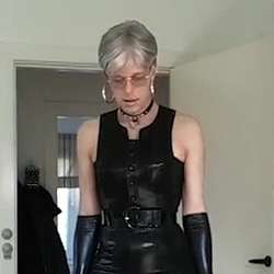 denisecd's Chat & Dating Profile