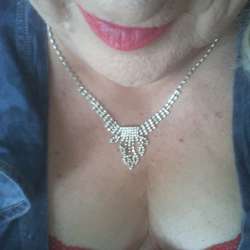 frances's Chat & Dating Profile