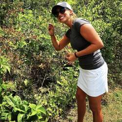 golfgirl's Chat & Dating Profile