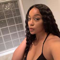 jroxie95's Chat & Dating Profile