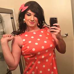 kimberlee's Chat & Dating Profile