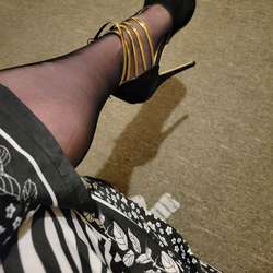 nylonlover333's Chat & Dating Profile