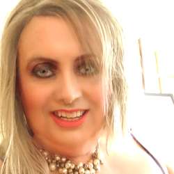suzette21401's Chat & Dating Profile