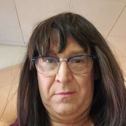 transgirlt's Chat & Dating Profile